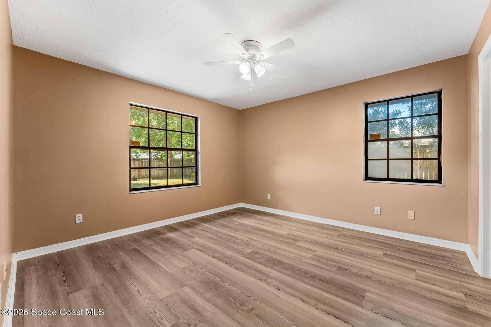 950 Whisperpine Drive, Melbourne, FL 32901 Photo