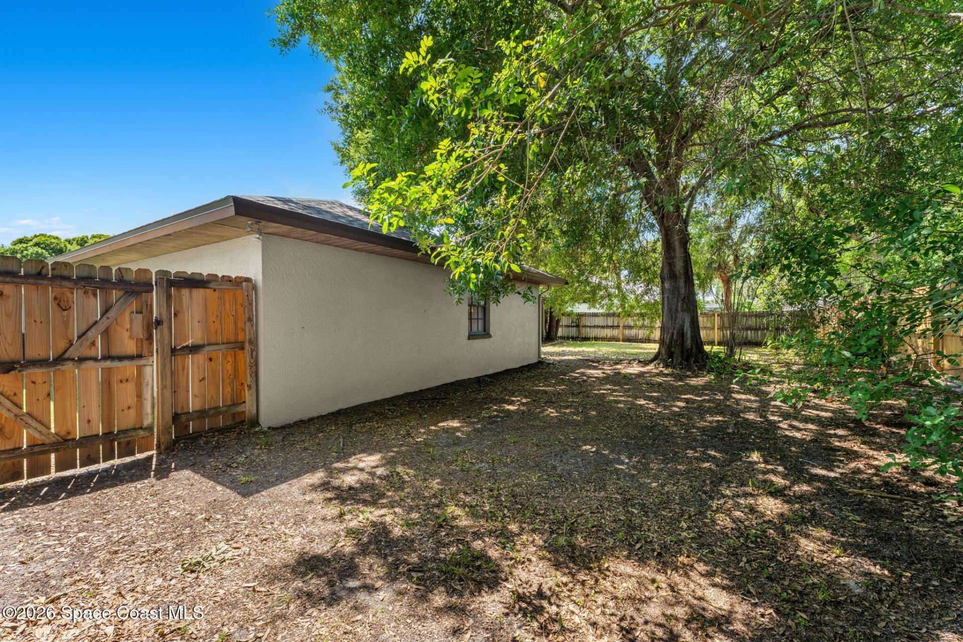 950 Whisperpine Drive, Melbourne, FL 32901 Photo