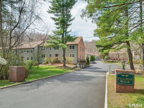 43 Village, Unit 43, Wilton, CT 06897