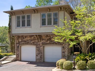 4521 Crab Creek Drive, Unit 201, Raleigh, NC 27612