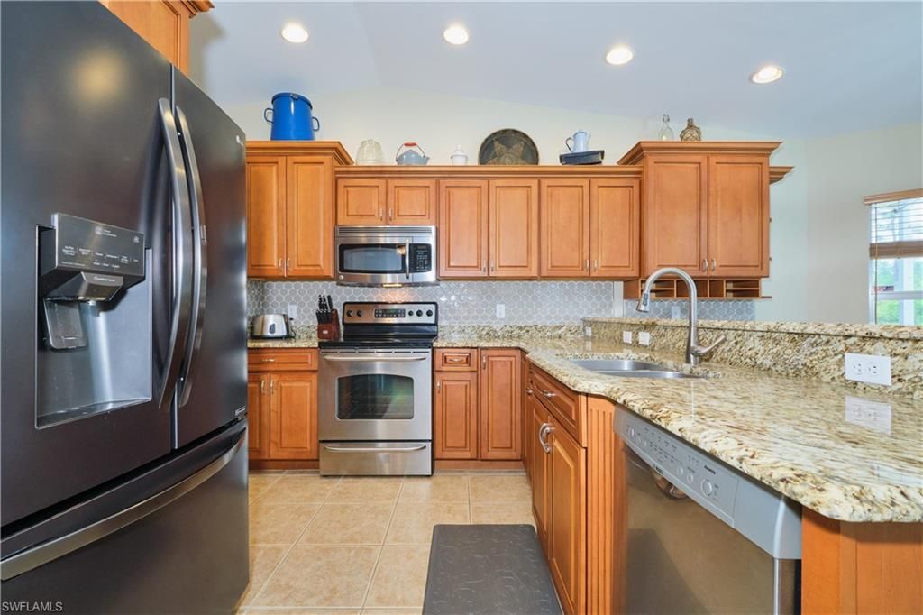 2220 Canton Ave, Alva, FL 33920 Photo