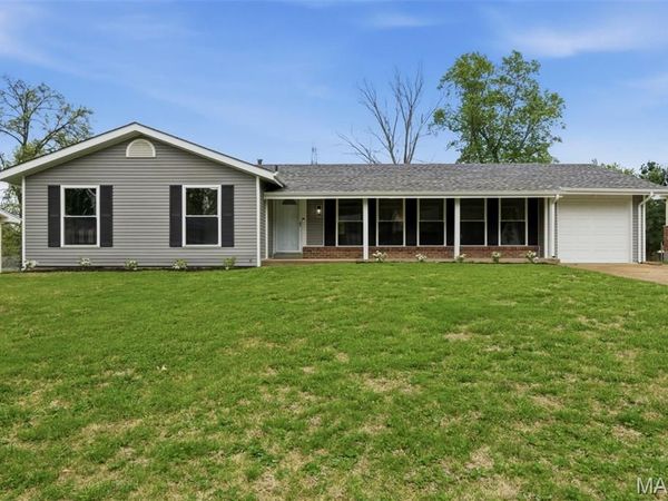 12715 Karenway Court , St Louis, MO 63146