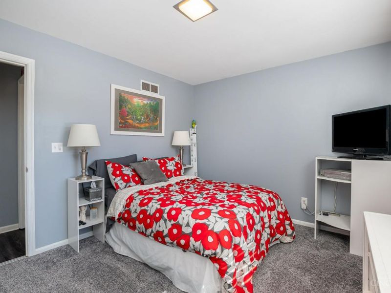 5916 Cleves Warsaw Pike, Green Township, OH 45238 Photo 17