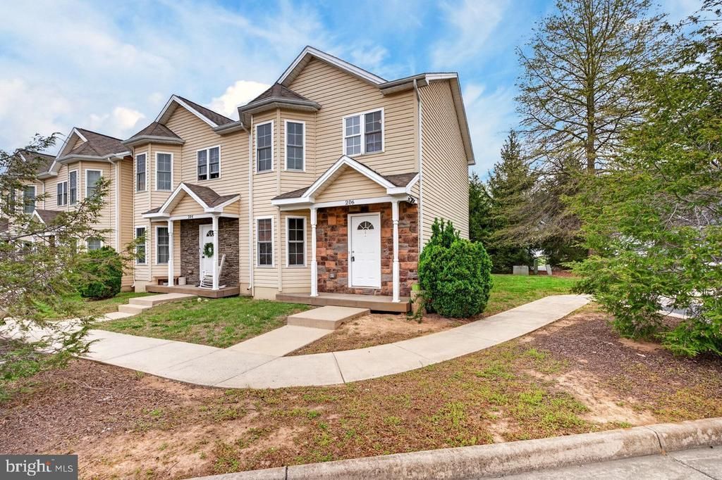 206 Willow Oaks Drive , Elkton, VA 22827 Main Photo