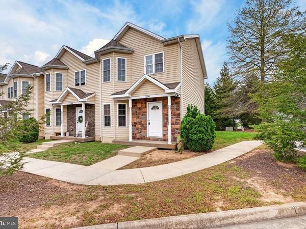 206 WILLOW OAKS DRIVE, ELKTON, VA 22827