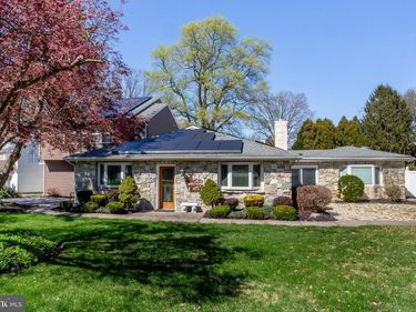 26 DOLTON ROAD, FEASTERVILLE TREVOSE, PA 19053