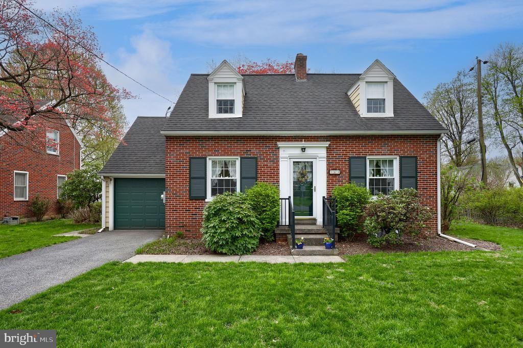 164 E ROSEVILLE ROAD, LANCASTER, PA 17601