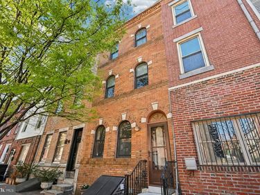 736 CARPENTER STREET, PHILADELPHIA, PA 19147