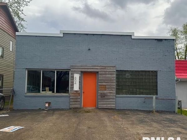 804 E FORREST HILL Avenue, Peoria, IL 61603