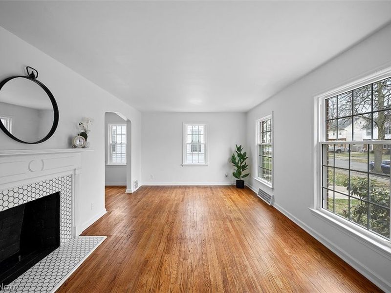 1143 Brentwood Road, Cleveland Heights, OH 44121 Photo 3