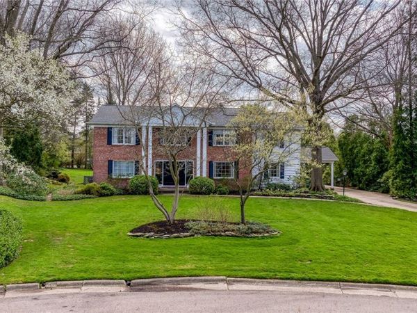 1222 Dearborn Drive , Akron, OH 44313