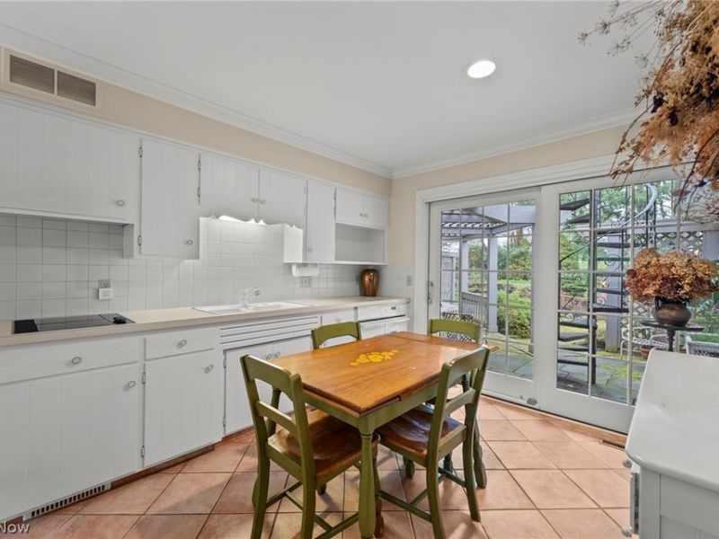 1222 Dearborn Drive, Akron, OH 44313 Photo 27