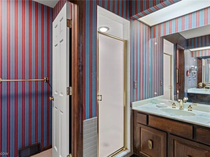 1222 Dearborn Drive, Akron, OH 44313 Photo 40