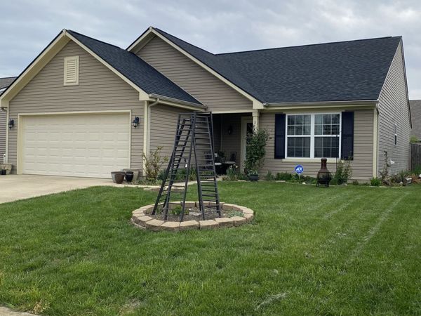 3187 Limber Pine Drive, Whiteland, IN 46184