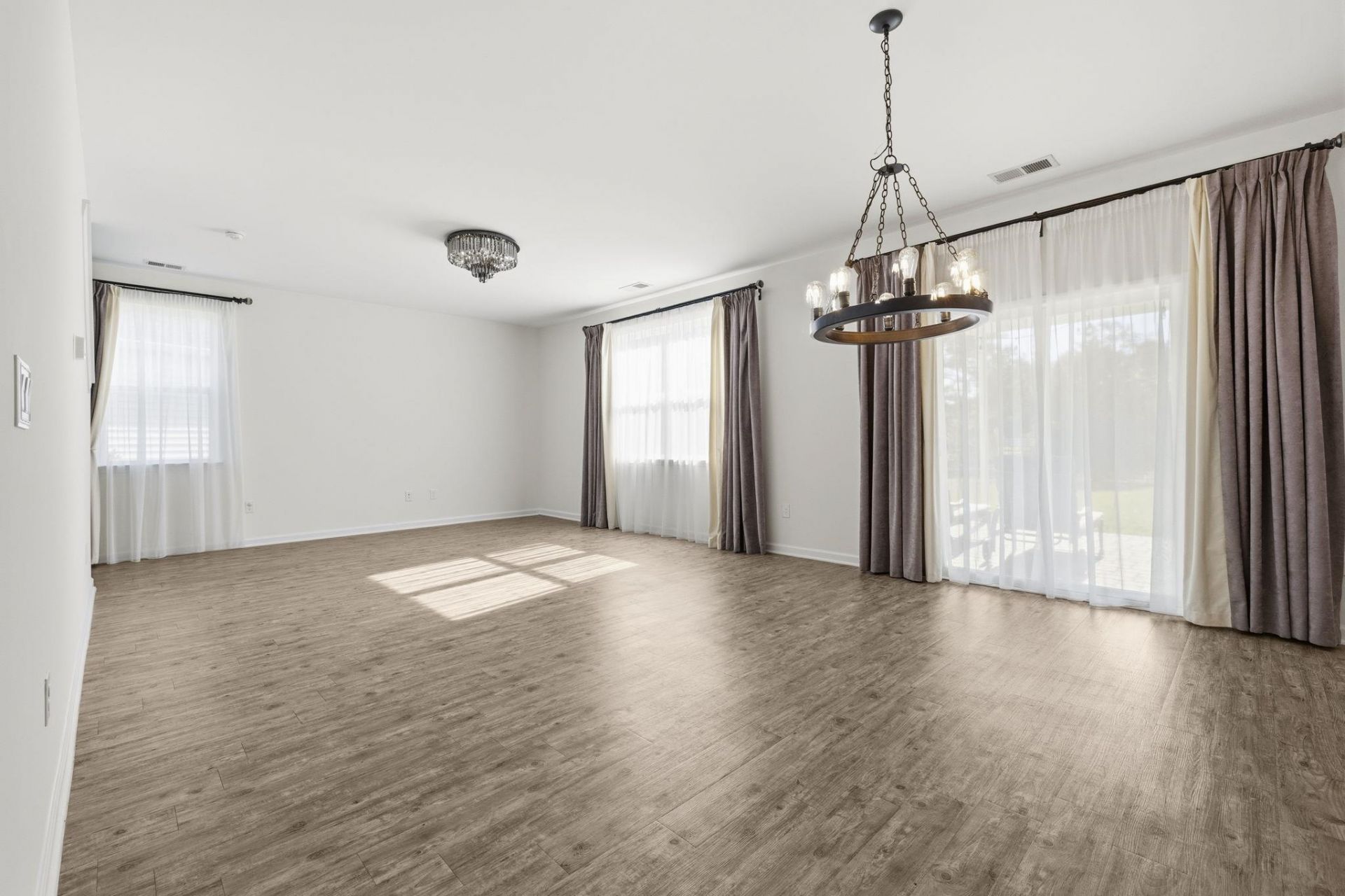 550 Hay Hill Ln. Photo 13