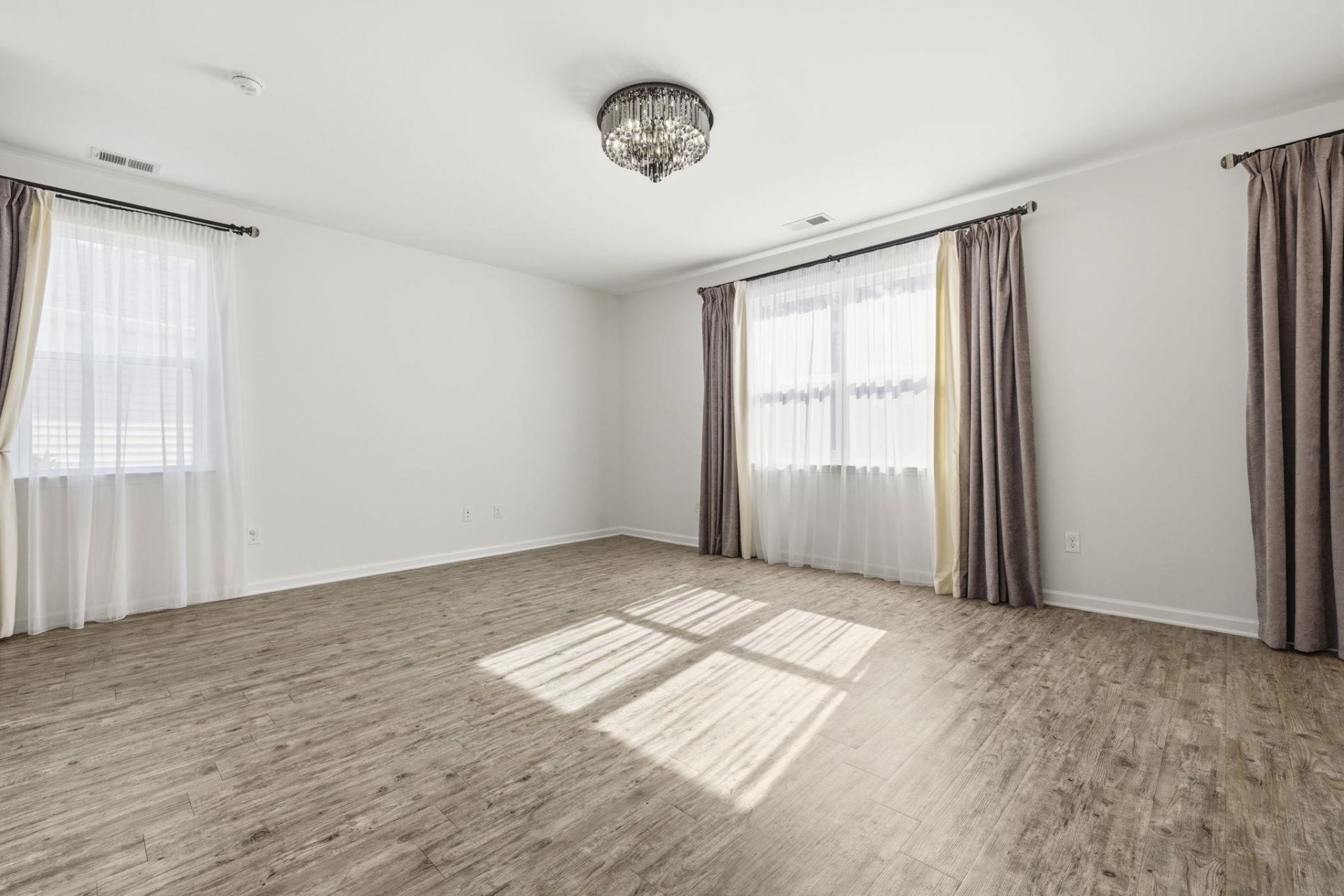 550 Hay Hill Ln. Photo 16