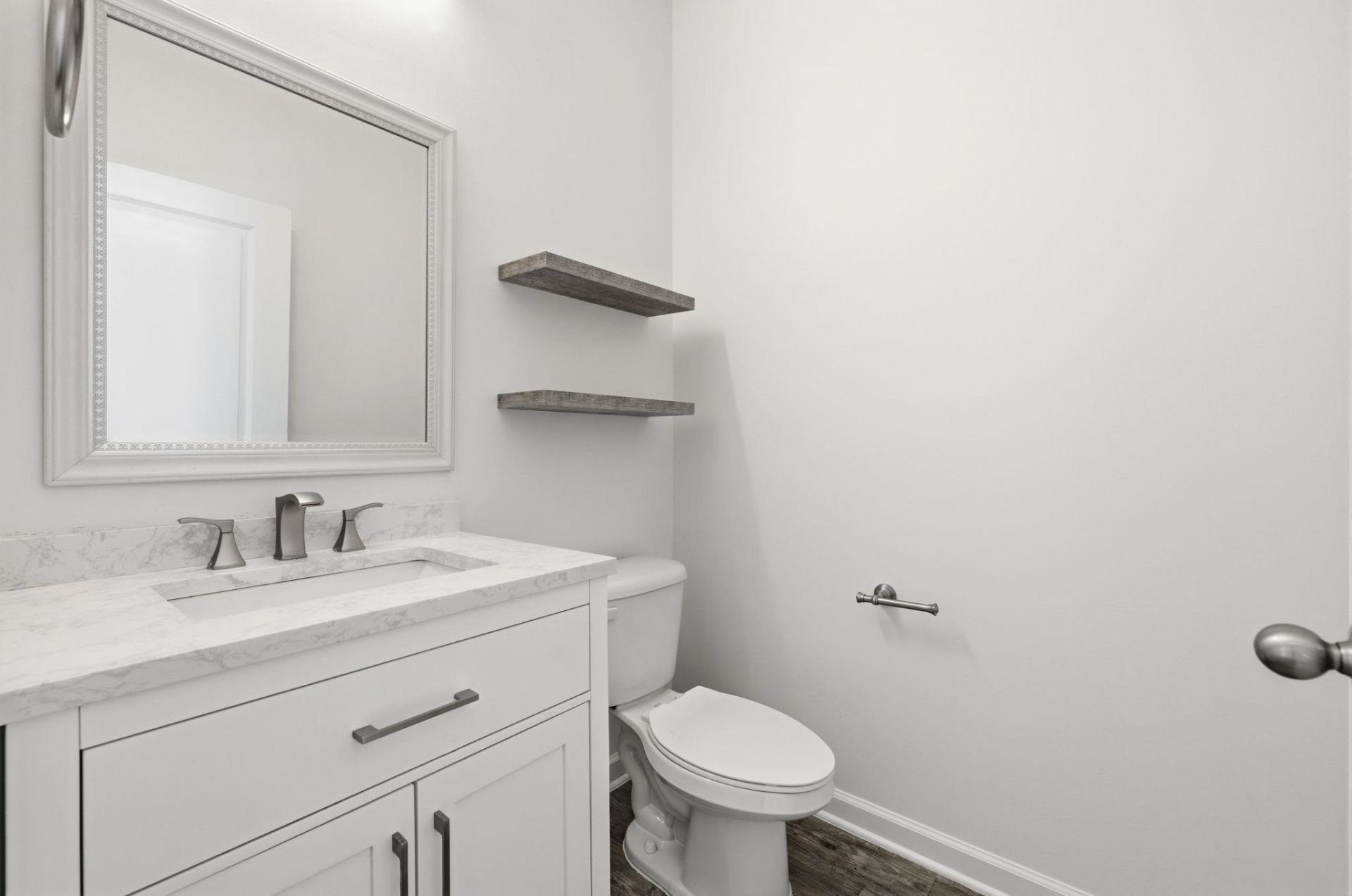 550 Hay Hill Ln. Photo 18