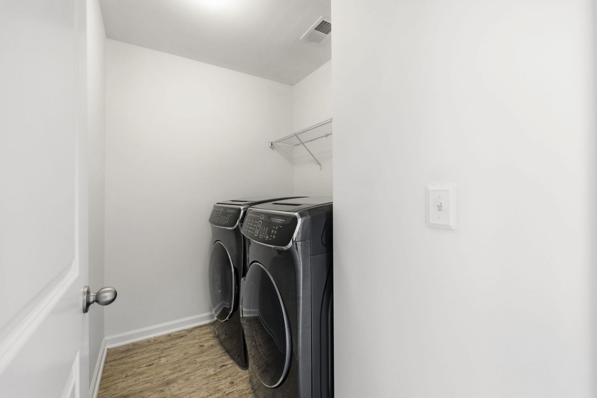 550 Hay Hill Ln. Photo 20