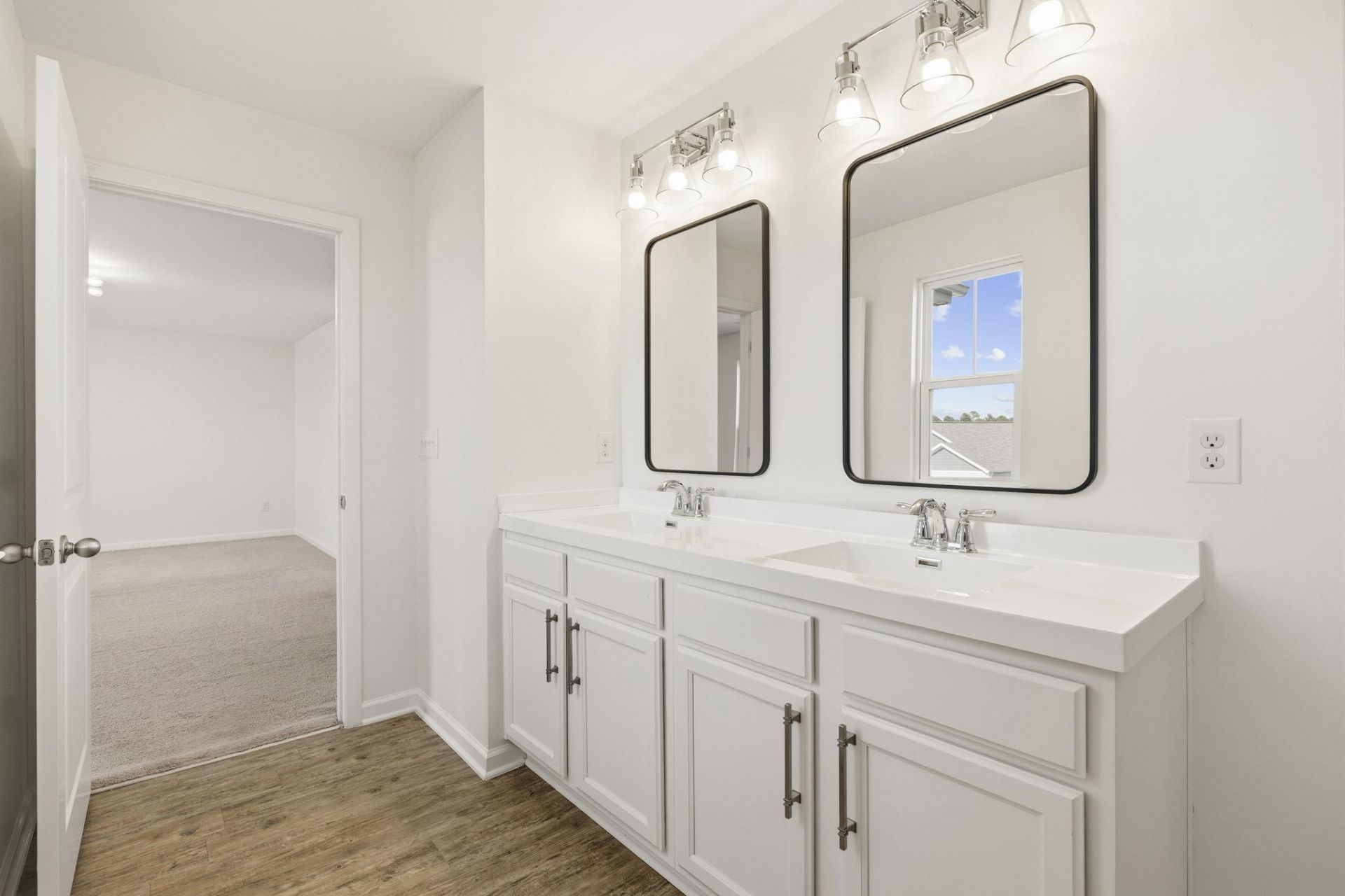 550 Hay Hill Ln. Photo 32