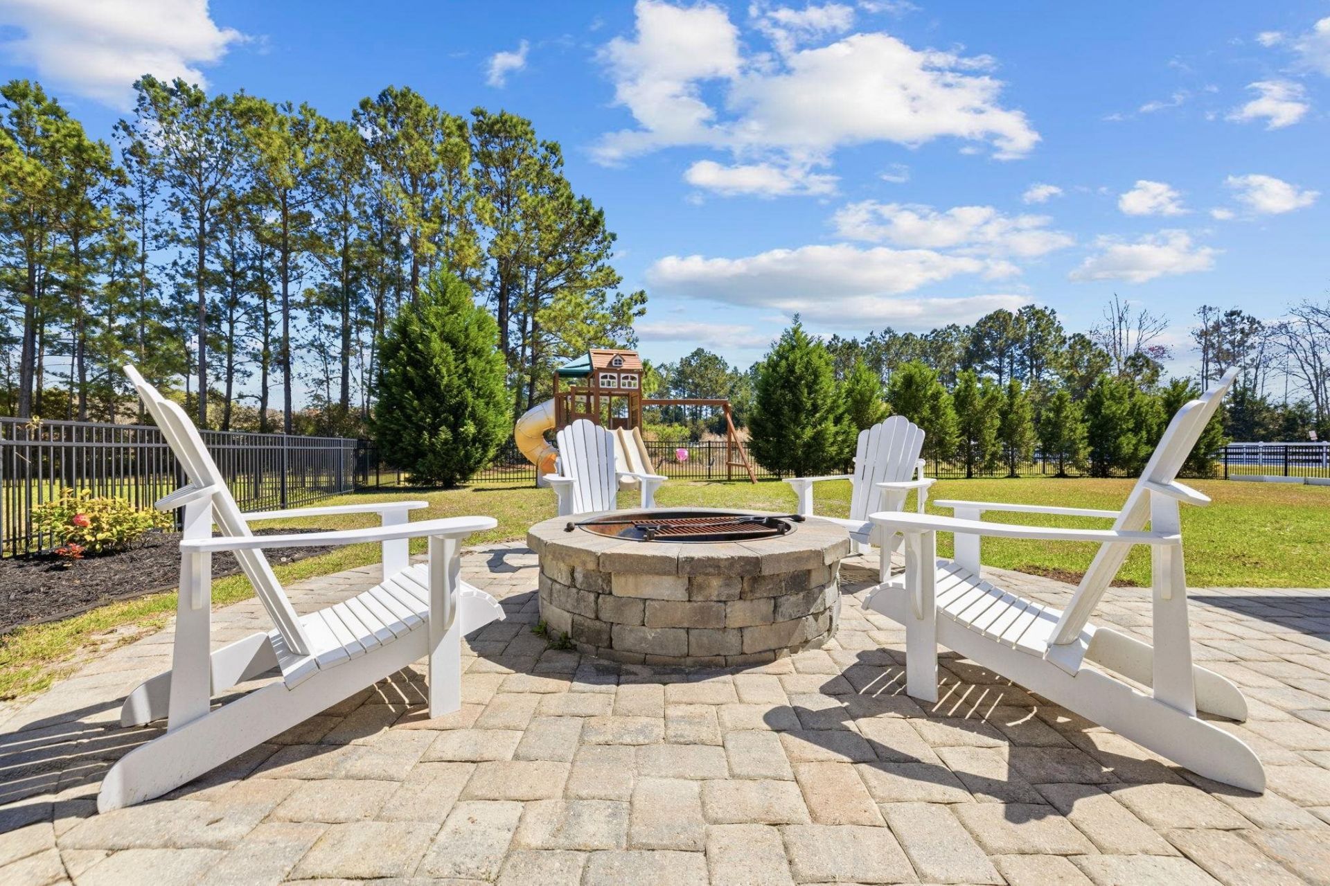 550 Hay Hill Ln. Photo 35