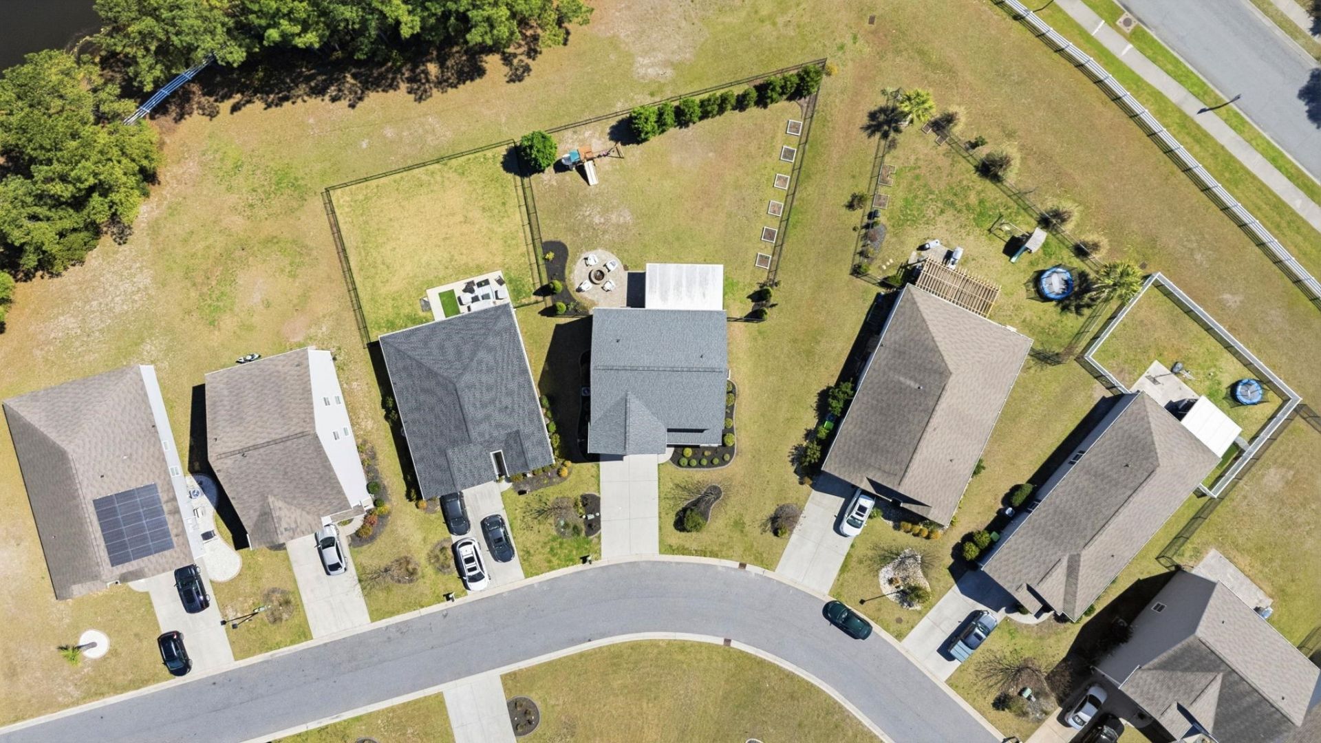 550 Hay Hill Ln. Photo 47