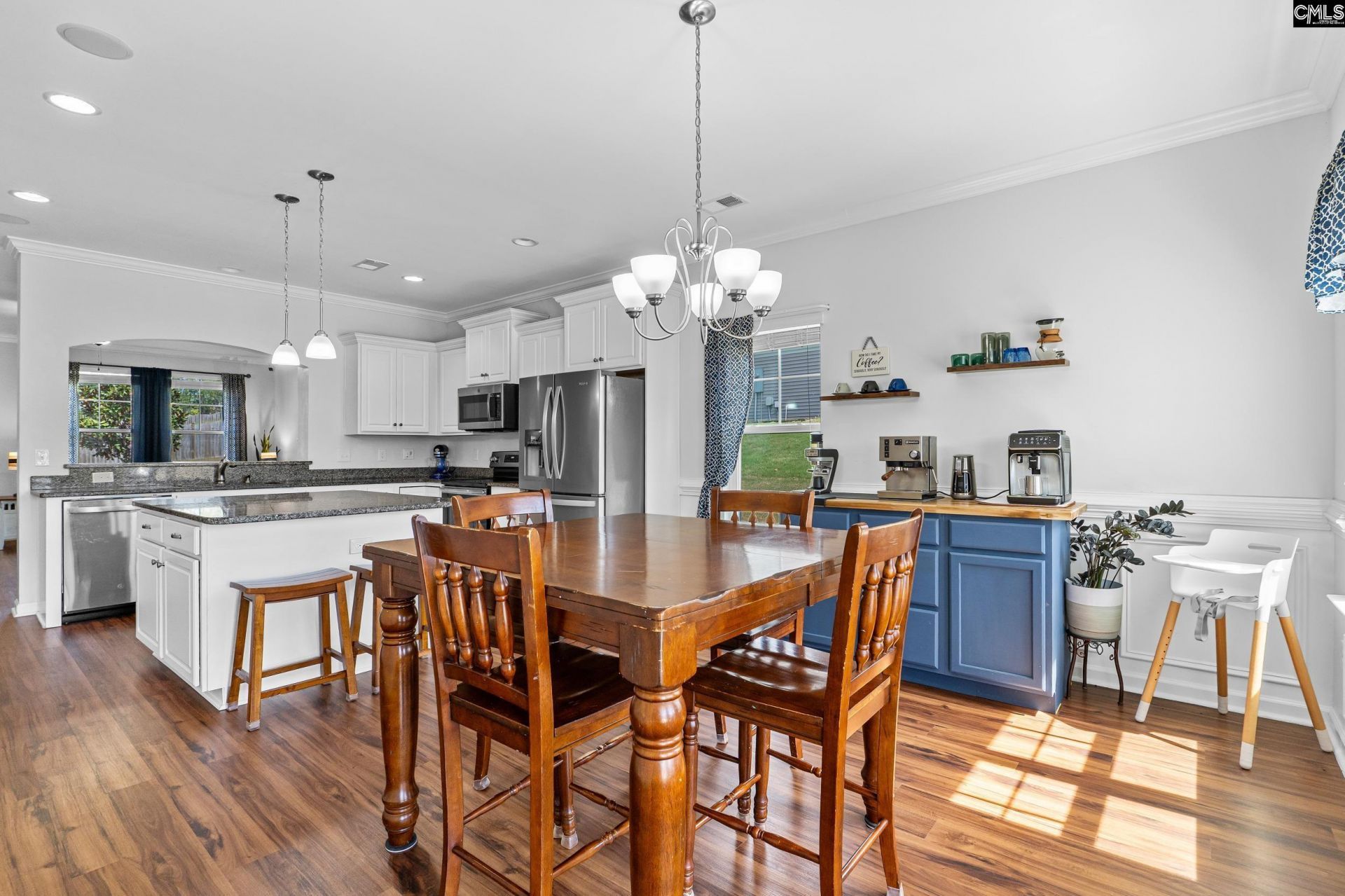 837 Oxbury Ln  Photo 11