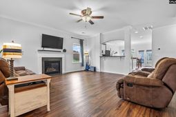 837 Oxbury Ln  photo 4