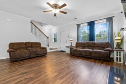 837 Oxbury Ln  photo 4