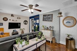 1613 Holland Street  photo 4