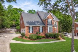 209 Bronlow Drive  photo 4