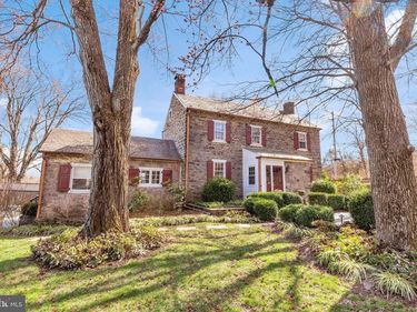 338 UPPER TINICUM CHURCH ROAD, UPPER BLACK EDDY, PA 18972