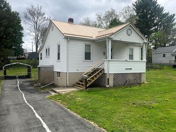 308 Bostick Avenue, BECKLEY, WV 25801