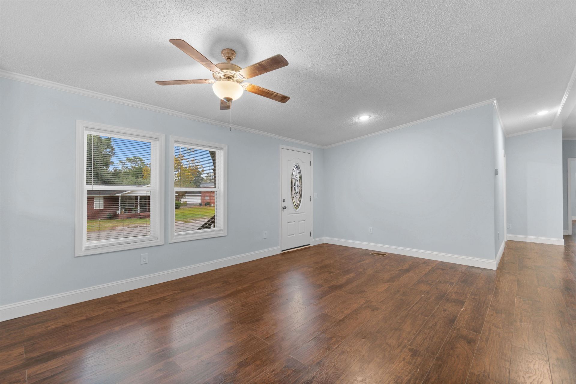 903 Durant St.  Photo 15