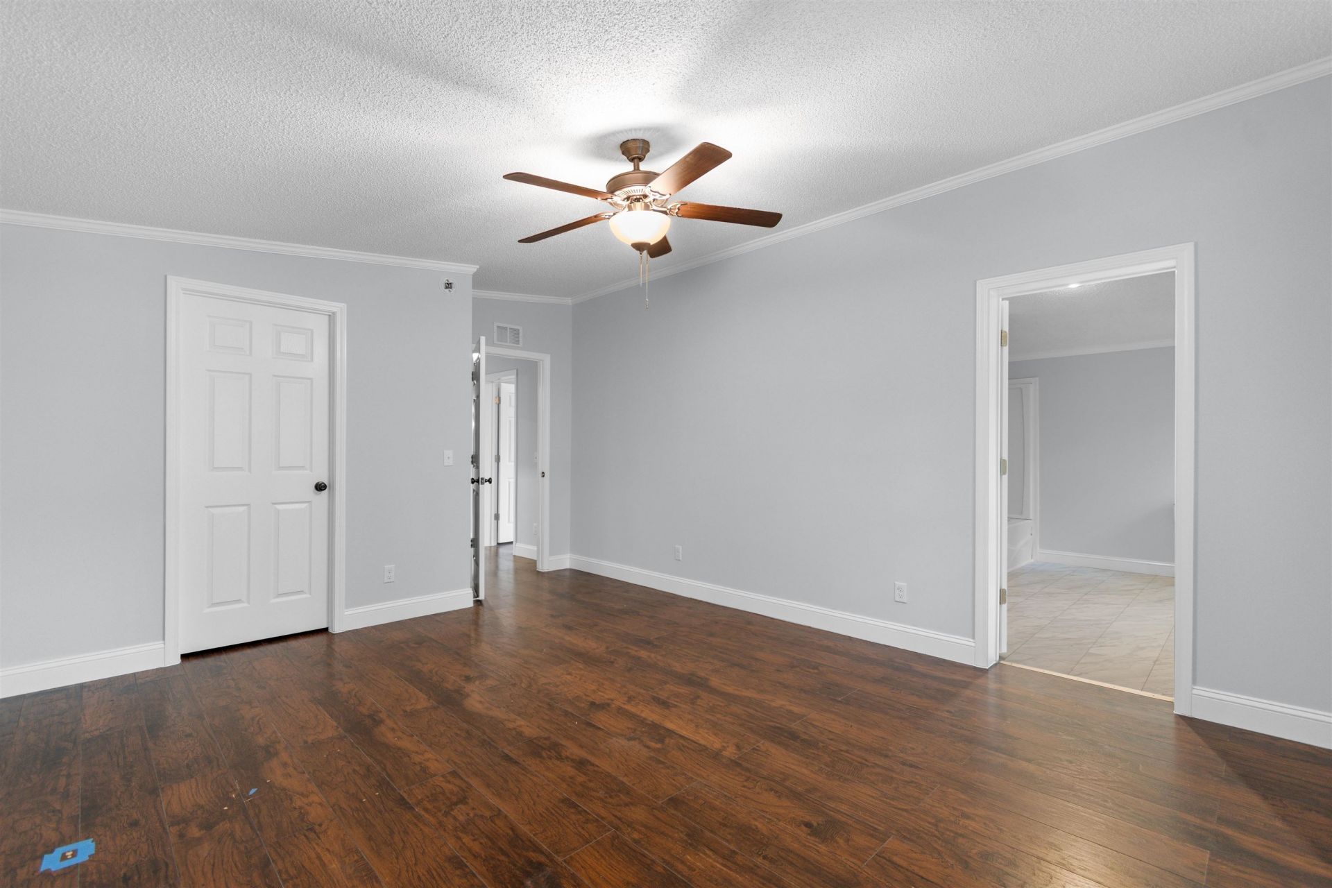 903 Durant St.  Photo 17