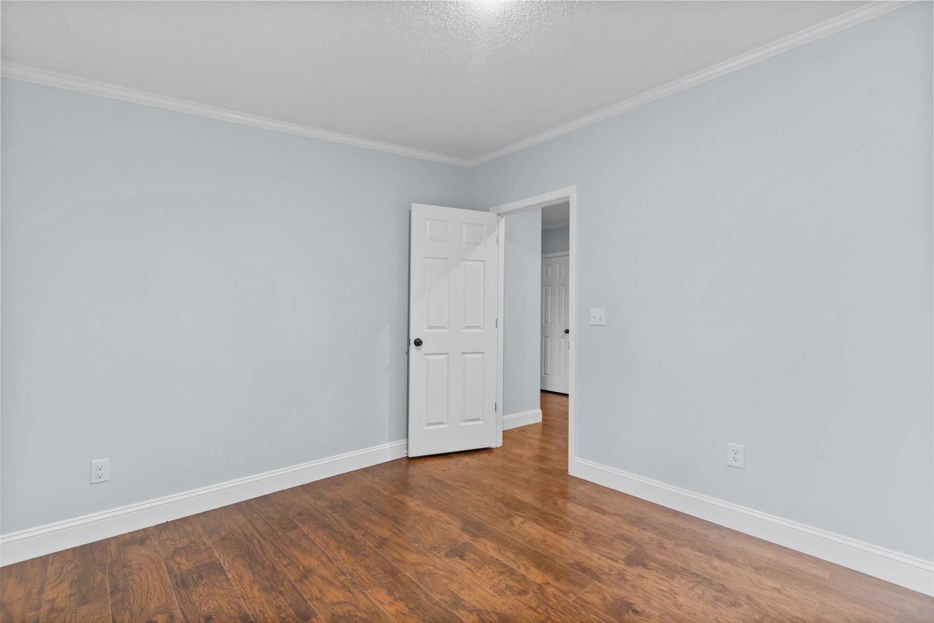 903 Durant St.  Photo 20