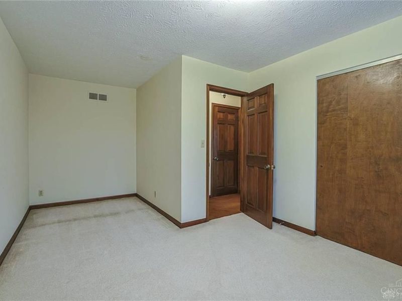 866 Cedar Drive, Miami Township, OH 45140 Photo 36