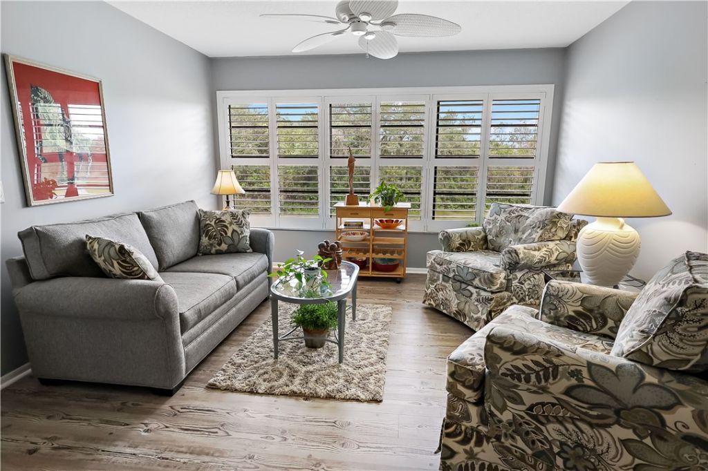 27 Plantation Drive, Unit 201, Vero Beach, FL 32966 Photo