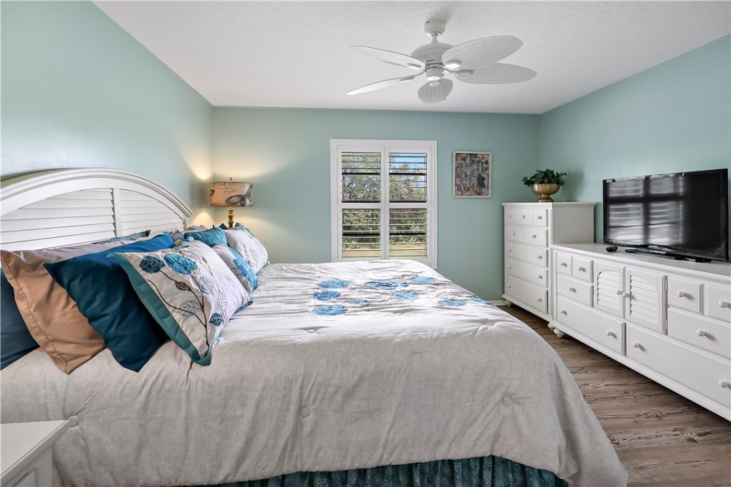 27 Plantation Drive, Unit 201, Vero Beach, FL 32966 Photo