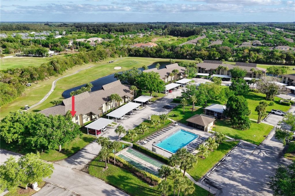 27 Plantation Drive, Unit 201, Vero Beach, FL 32966 Photo