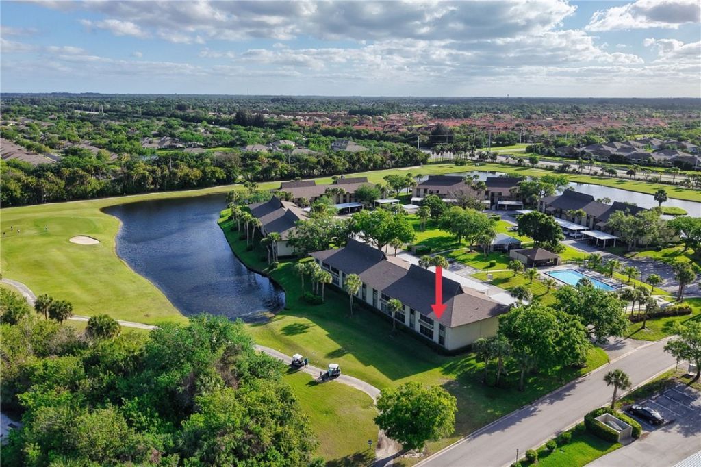 27 Plantation Drive, Unit 201, Vero Beach, FL 32966 Photo