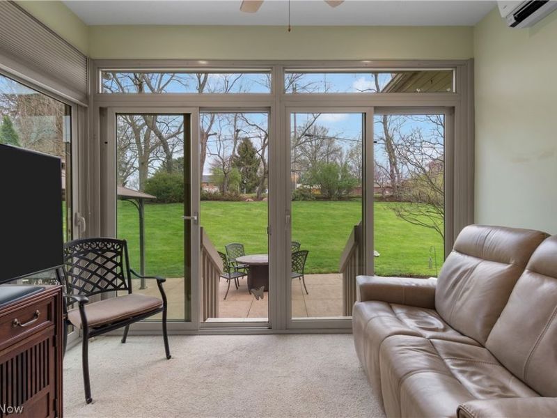 2043 Kingscote Circle NE, North Canton, OH 44720 Photo 13