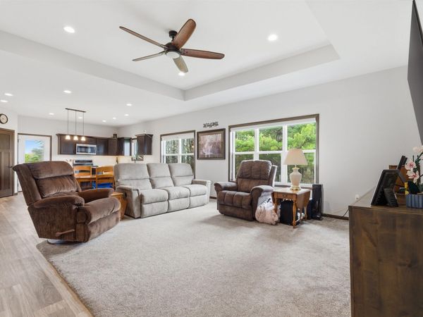 924 White Oak Street, Manchester, IA 52057