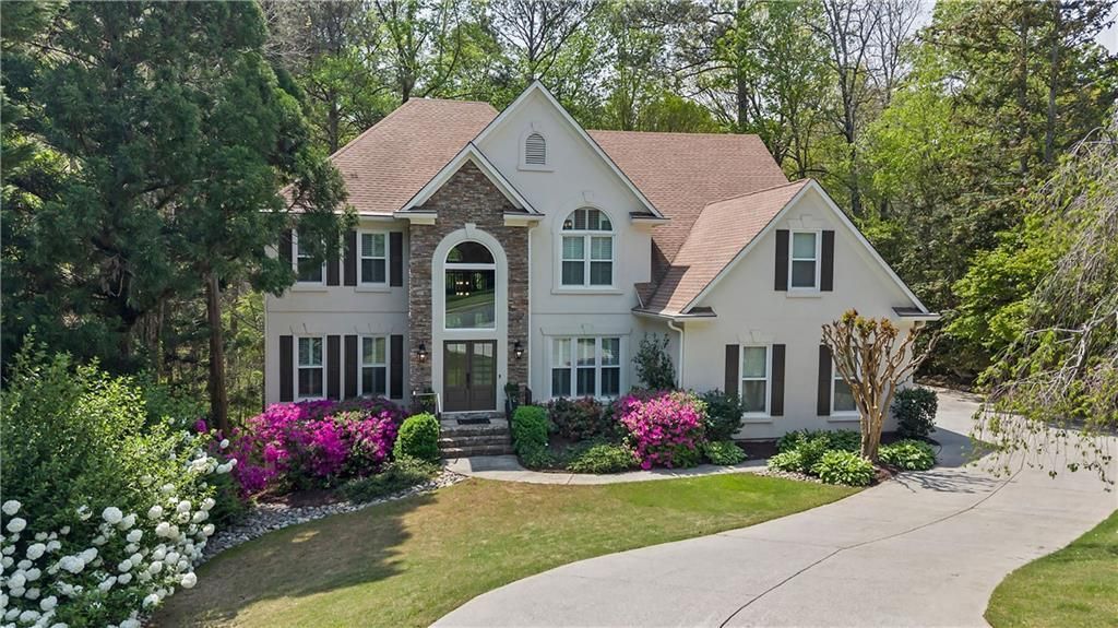 690 Abbeywood Drive, Roswell, GA 30075 Main Photo