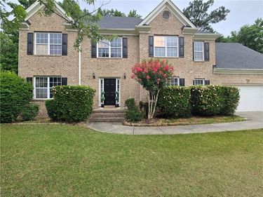 6085 Lake Windsor Parkway, Buford, GA 30518