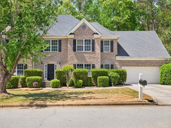 6085 Lake Windsor Parkway , Buford, GA 30518