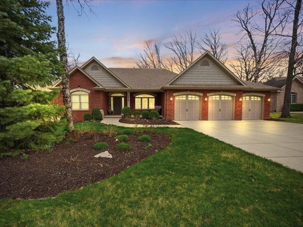 770 Quinlan Court , Crown Point, IN 46307