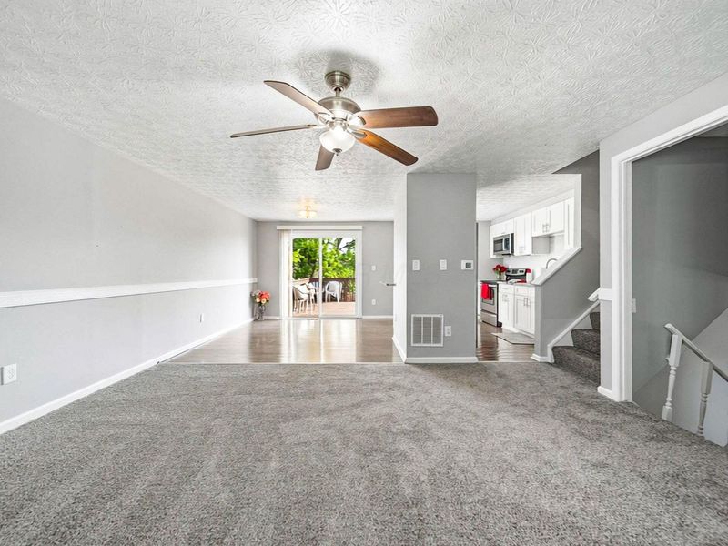 4466 Amwood Street, Columbus, OH 43228 Photo 10