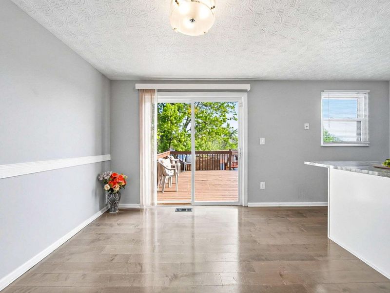 4466 Amwood Street, Columbus, OH 43228 Photo 11