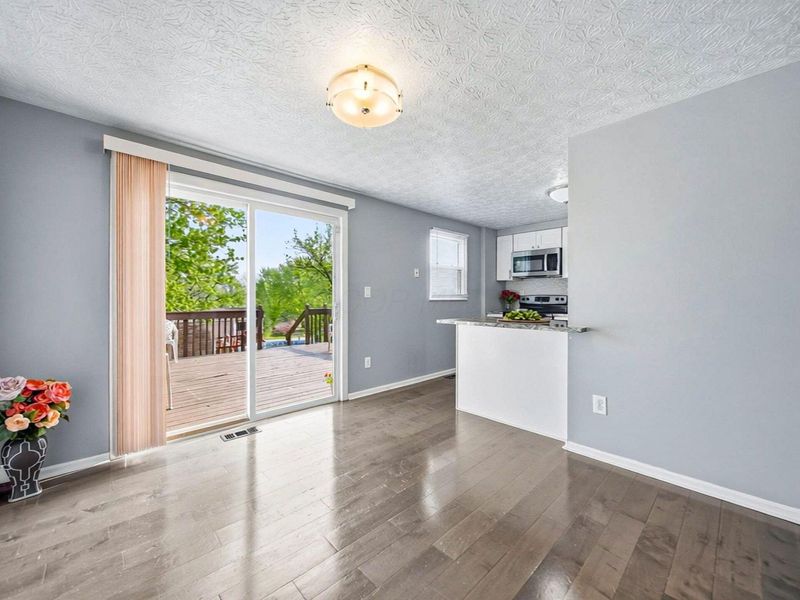 4466 Amwood Street, Columbus, OH 43228 Photo 12