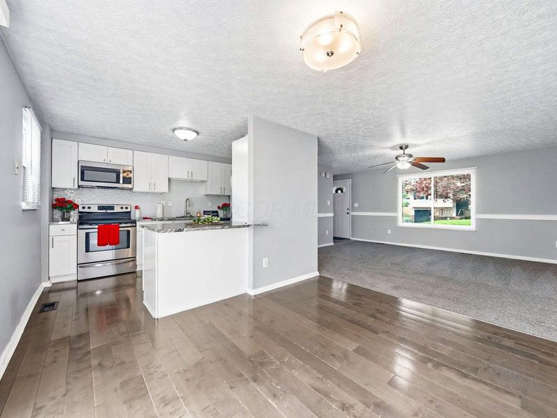 4466 Amwood Street, Columbus, OH 43228 Photo 15